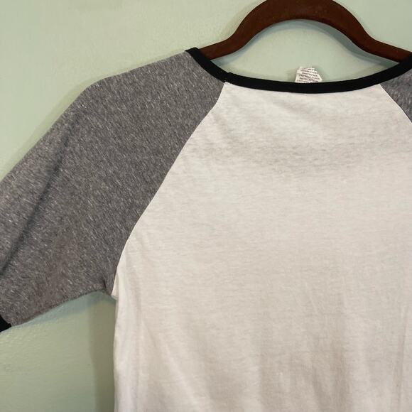 STOP STRESSIN' MEOWT Top Womens M Graphic Cat Lover Raglan Elbow Baseball White - Picture 7 of 9